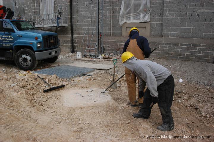 2006-02-28_DSC_0106.JPG - The original foundation was to be used and needed to be cleaned.